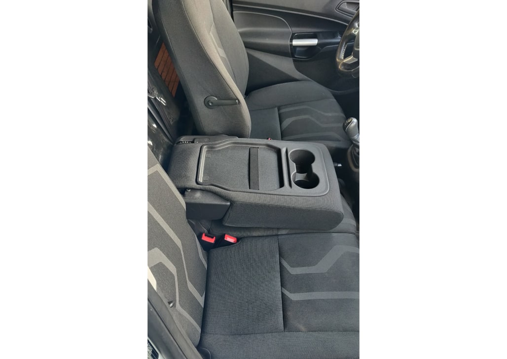 Ford Transit Photo 7