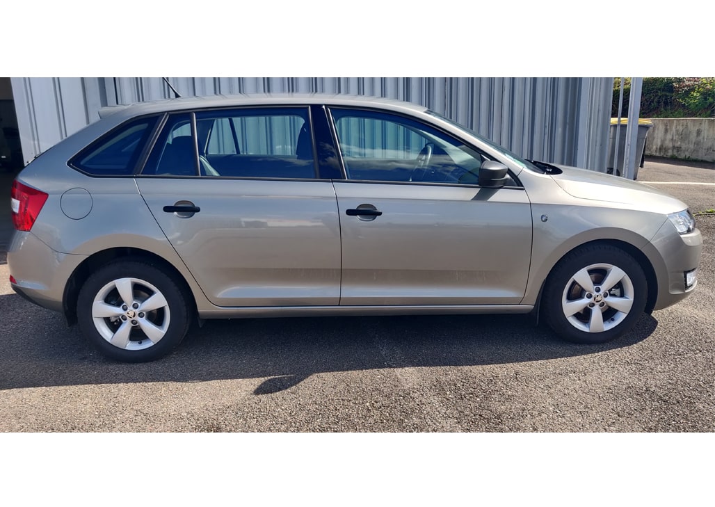 Skoda Rapid Photo 2
