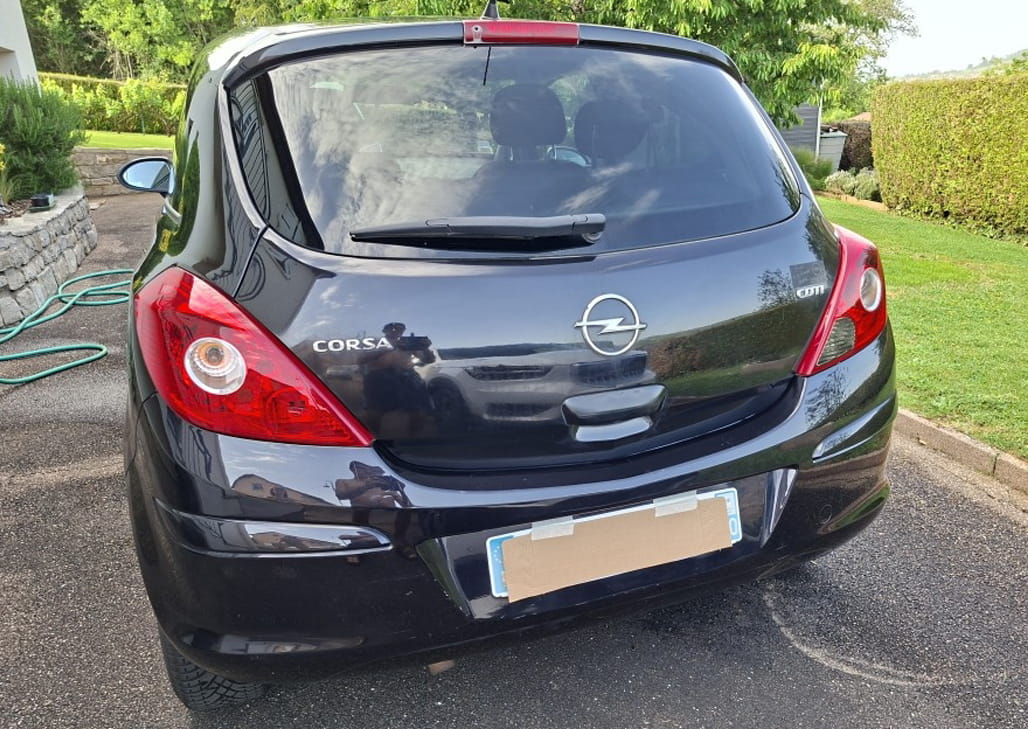 Opel-Corsa4-5